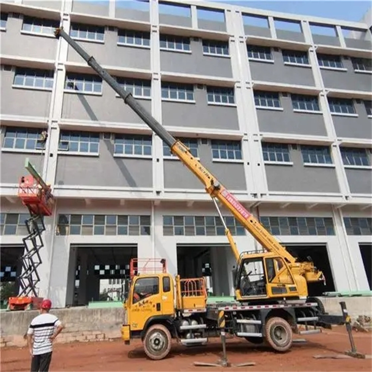 崇礼高楼层玻璃吊装